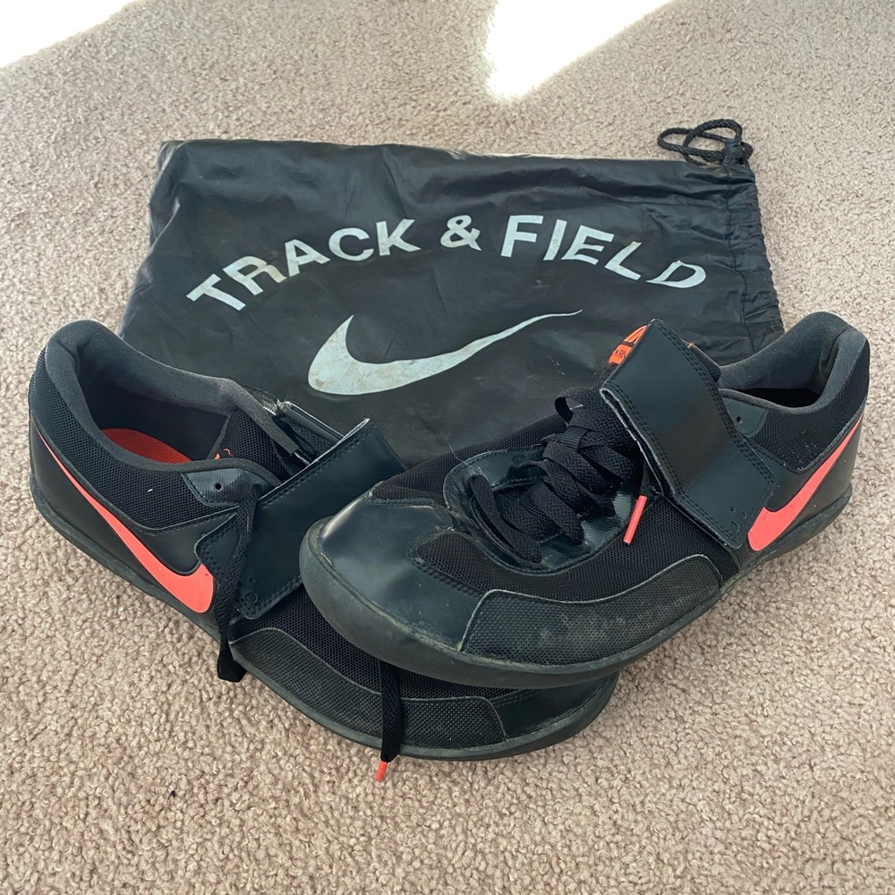 Men’s Nike Throwing Shoes - Size 12